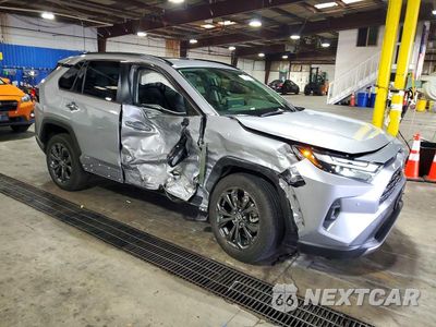 Czwarte zdjęcie samochodu z boku: 2024 TOYOTA RAV4 LE AWD VIN:JTMD6RFV9RD127875 - miniatura