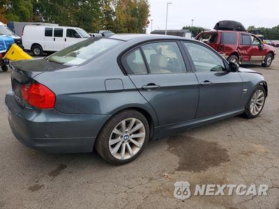 Trzecie zdjęcie samochodu z tyłu: 2011 BMW 328 XI SULEV VIN:WBAPK5G52BNN79583 - miniatura