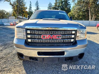 Piąte zdjęcie samochodu w środku: 2013 GMC SIERRA K2500 SLE VIN:1GT120C84DF157291 - miniatura