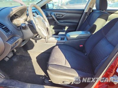 Zdjęcie 7 z 12 samochodu: 2016 NISSAN ALTIMA 2.5 S VIN:1N4AL3AP8GN355378 - miniatura