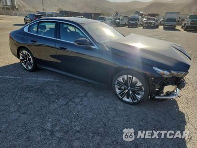 Czwarte zdjęcie samochodu z boku: 2026 BMW 540 XI VIN:WBA63FJ02TCW05642 - miniatura