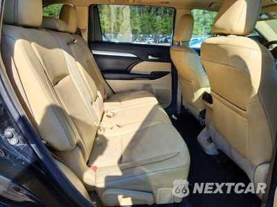 Zdjęcie 11 z 13 samochodu: 2017 TOYOTA HIGHLANDER XLE VIN:5TDJZRFH9HS445325 - miniatura