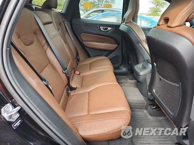 Zdjęcie 11 z 13 samochodu: 2021 VOLVO XC60 T5 MOMENTUM VIN:YV4102RK5M1882459 - miniatura