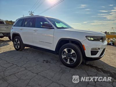Czwarte zdjęcie samochodu z boku: 2024 JEEP GRAND CHEROKEE LIMITED 4XE VIN:1C4RJYB64RC135577 - miniatura