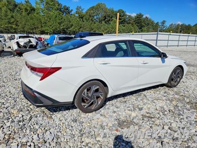 Trzecie zdjęcie samochodu z tyłu: 2024 HYUNDAI ELANTRA SEL VIN:KMHLS4DG6RU781856 - miniatura