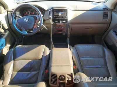 Zdjęcie 8 z 14 samochodu: 2006 HONDA PILOT EX VIN:2HKYF18586H509241 - miniatura