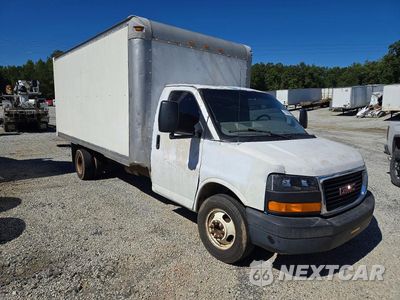 Czwarte zdjęcie samochodu z boku: 2008 GMC SAVANA BOX TRUCK VIN:1GDJG31C681909453 - miniatura