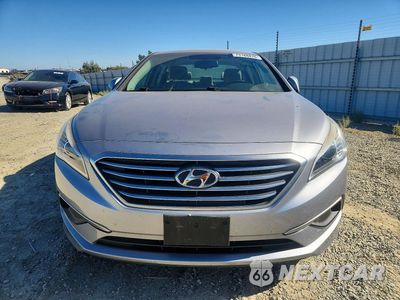 Piąte zdjęcie samochodu w środku: 2017 HYUNDAI SONATA SE VIN:5NPE24AF9HH564089 - miniatura