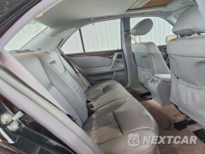 Zdjęcie 10 z 12 samochodu: 1999 MERCEDES-BENZ E 320 VIN:WDBJF65H9XA754022 - miniatura