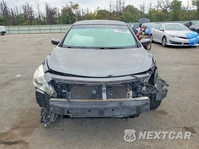 Piąte zdjęcie samochodu w środku: 2015 NISSAN ALTIMA 2.5 S VIN:1N4AL3AP7FC257047 - miniatura