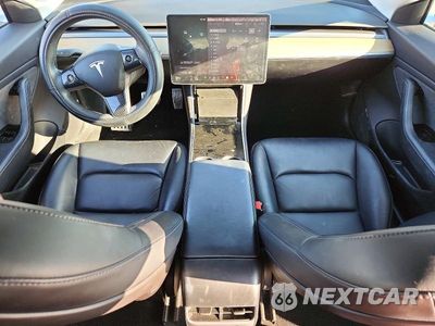 Zdjęcie 8 z 13 samochodu: 2019 TESLA MODEL 3 VIN:5YJ3E1EB2KF385483 - miniatura