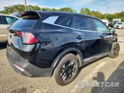 Trzecie zdjęcie samochodu z tyłu: 2026 KIA SPORTAGE LX VIN:5XYK2CDF3TG411006 - miniatura