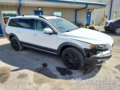 Czwarte zdjęcie samochodu z boku: 2015 VOLVO XC70 T6 PLATINUM VIN:YV4902ND4F1192389 - miniatura