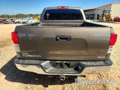 Zdjęcie 6 z 12 samochodu: 2011 TOYOTA TUNDRA CREWMAX SR5 VIN:5TFDY5F10BX178928 - miniatura