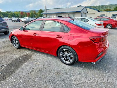 Drugie zdjęcie samochodu z przodu: 2022 KIA FORTE LXS VIN:3KPF24AD9NE458938 - miniatura