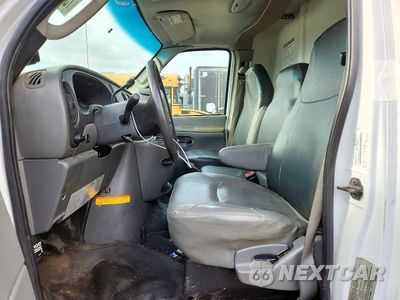 Zdjęcie 7 z 14 samochodu: 2007 FORD E450 BOX TRUCK VIN:1FDXE45S37DB14610 - miniatura