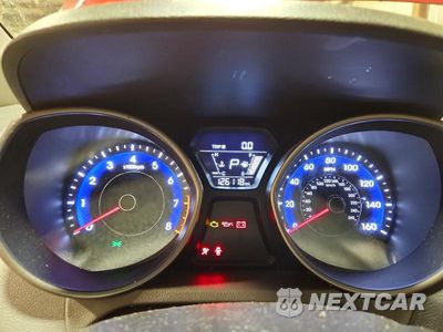 Zdjęcie 9 z 12 samochodu: 2014 HYUNDAI ELANTRA SE VIN:5NPDH4AE2EH535322 - miniatura