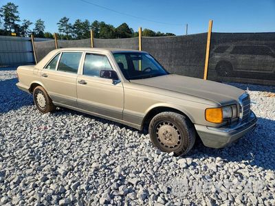 Czwarte zdjęcie samochodu z boku: 1987 MERCEDES-BENZ 420 SEL VIN:WDBCA35D6HA288862 - miniatura