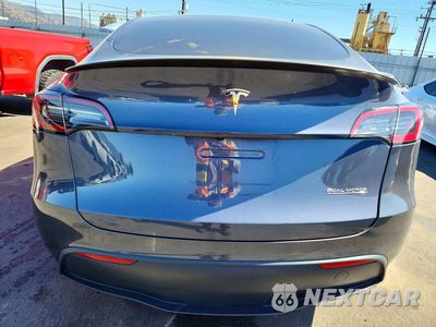Zdjęcie 6 z 14 samochodu: 2023 TESLA MODEL Y VIN:7SAYGDEF6PF707556 - miniatura