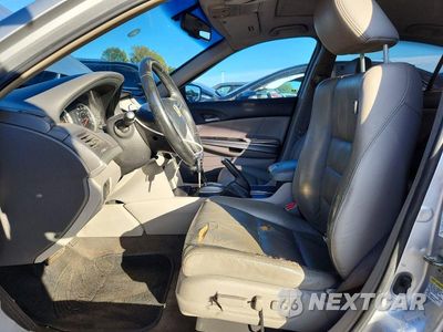 Zdjęcie 7 z 12 samochodu: 2008 HONDA ACCORD EXL VIN:1HGCP26868A073818 - miniatura