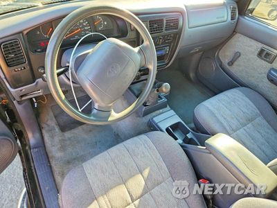 Zdjęcie 8 z 12 samochodu: 1999 TOYOTA TACOMA V6 VIN:4TAVN52N5XZ483483 - miniatura