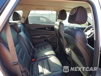 Zdjęcie 11 z 13 samochodu: 2016 KIA SORENTO SX V6 VIN:5XYPKDA50GG078941 - miniatura