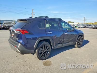 Trzecie zdjęcie samochodu z tyłu: 2023 TOYOTA RAV4 LIMITED VIN:2T3N1RFVXPW351014 - miniatura