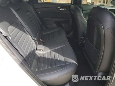 Zdjęcie 10 z 12 samochodu: 2023 KIA FORTE GT VIN:3KPF44AC5PE619273 - miniatura