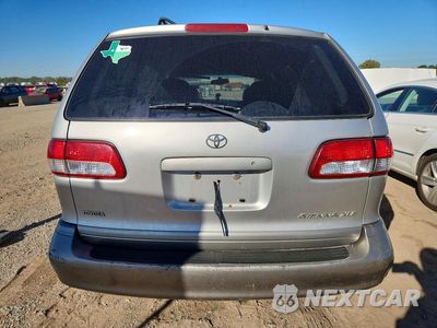 Zdjęcie 6 z 12 samochodu: 2002 TOYOTA SIENNA XLE VIN:4T3ZF13C82U485679 - miniatura