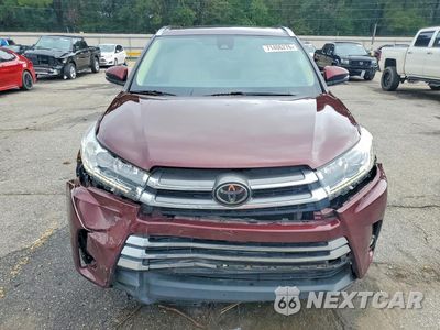 Piąte zdjęcie samochodu w środku: 2019 TOYOTA HIGHLANDER LIMITED VIN:5TDDZRFH3KS971504 - miniatura