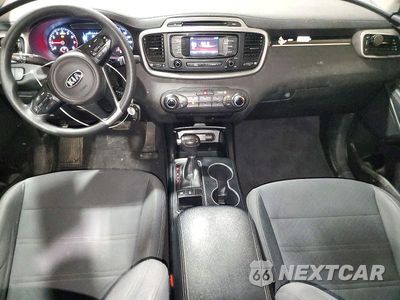 Zdjęcie 8 z 13 samochodu: 2016 KIA SORENTO LX VIN:5XYPGDA38GG052068 - miniatura