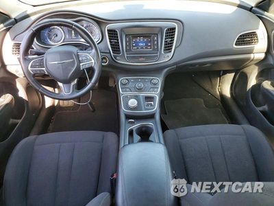Zdjęcie 8 z 12 samochodu: 2016 CHRYSLER 200 LIMITED VIN:1C3CCCABXGN102770 - miniatura