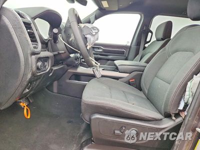 Zdjęcie 7 z 12 samochodu: 2024 RAM 1500 BIG HORN/LONE STAR VIN:1C6RREFT2RN221439 - miniatura