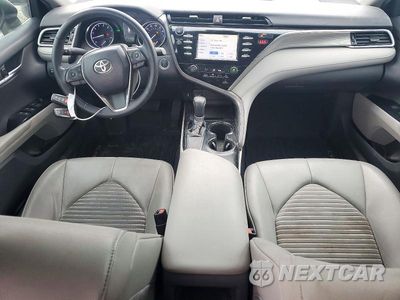 Zdjęcie 8 z 13 samochodu: 2018 TOYOTA CAMRY SE VIN:4T1B11HKXJU128611 - miniatura