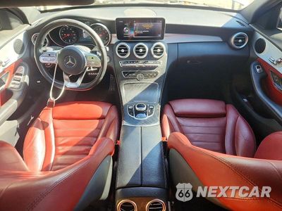 Zdjęcie 8 z 12 samochodu: 2019 MERCEDES-BENZ C 300 VIN:55SWF8DB4KU314370 - miniatura