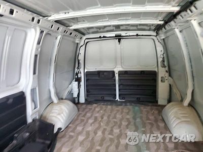 Zdjęcie 10 z 13 samochodu: 2022 GMC SAVANA G2500 VIN:1GTW7AF73N1240399 - miniatura
