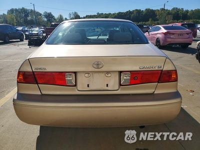 Zdjęcie 6 z 12 samochodu: 2000 TOYOTA CAMRY LE VIN:JT2BG22KXY0525294 - miniatura