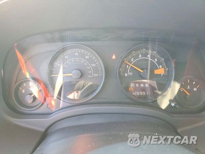 Zdjęcie 9 z 13 samochodu: 2014 JEEP PATRIOT LATITUDE VIN:1C4NJRFB6ED892450 - miniatura