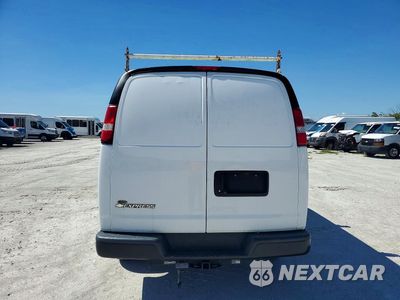 Zdjęcie 6 z 13 samochodu: 2020 CHEVROLET EXPRESS G2500 VIN:1GCWGAFG1L1240138 - miniatura