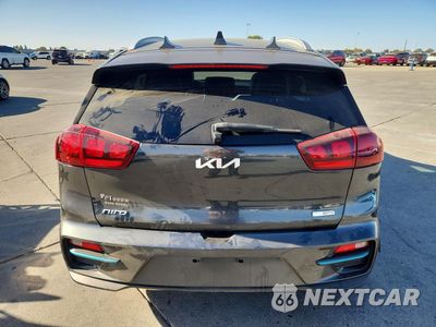 Zdjęcie 6 z 13 samochodu: 2022 KIA NIRO EV EX VIN:KNDCC3LG1N5141880 - miniatura