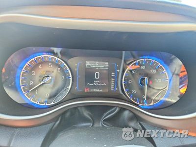Zdjęcie 9 z 14 samochodu: 2021 CHRYSLER VOYAGER LXI VIN:2C4RC1DG6MR539021 - miniatura