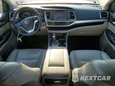 Zdjęcie 8 z 14 samochodu: 2014 TOYOTA HIGHLANDER XLE VIN:5TDKKRFH9ES035130 - miniatura