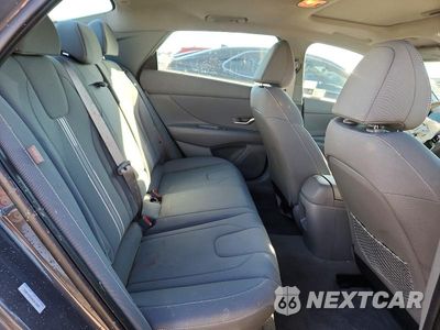 Zdjęcie 10 z 13 samochodu: 2025 HYUNDAI ELANTRA SEL VIN:KMHLS4DG4SU014609 - miniatura