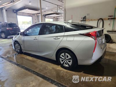 Drugie zdjęcie samochodu z przodu: 2016 TOYOTA PRIUS FOUR VIN:JTDKARFU0G3527422 - miniatura