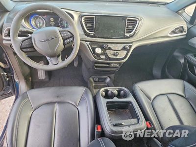 Zdjęcie 8 z 13 samochodu: 2023 CHRYSLER PACIFICA TOURING L VIN:2C4RC3BGXPR600325 - miniatura