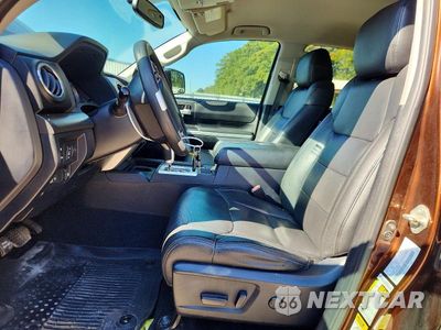 Zdjęcie 7 z 12 samochodu: 2017 TOYOTA TUNDRA SR5 VIN:5TFDW5F10HX655095 - miniatura