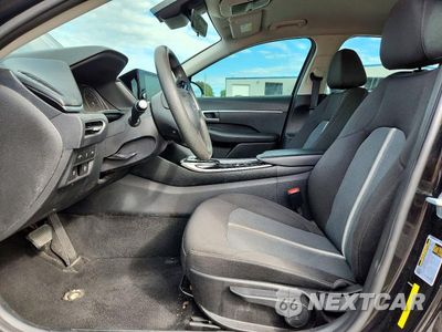 Zdjęcie 7 z 12 samochodu: 2021 HYUNDAI SONATA SE VIN:5NPEG4JA4MH111854 - miniatura