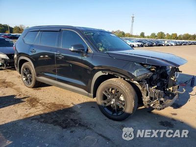 Czwarte zdjęcie samochodu z boku: 2026 TOYOTA GRAND HIGHLANDER HYBRID NIGHTSHADE VIN:5TDACAB56TS078293 - miniatura