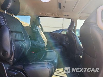 Zdjęcie 11 z 14 samochodu: 2015 TOYOTA SIENNA SPORT VIN:5TDXK3DCXFS621492 - miniatura