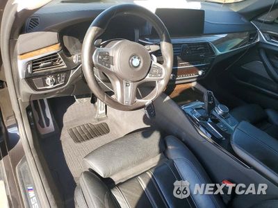 Zdjęcie 8 z 12 samochodu: 2019 BMW M550XI VIN:WBAJB9C56KB464313 - miniatura